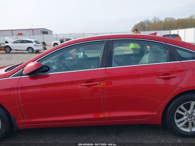 Hyundai SONATA SE 2017 5NPE24AF4HH455667 Image 14