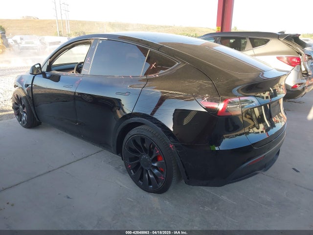 2022 TESLA MODEL Y 7SAYGDEF8NF324005 Photo 2