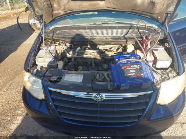 2005 CHRYSLER TOWN & COUNTRY 2C4GP44R75R483350 Photo 9
