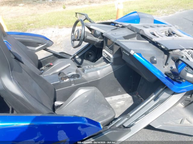 2022 POLARIS SLINGSHOT 57XAAPHD7N8153475 Photo 4