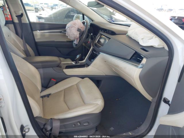 1GYKNBRS1HZ239049 Cadillac XT5 LUXURY