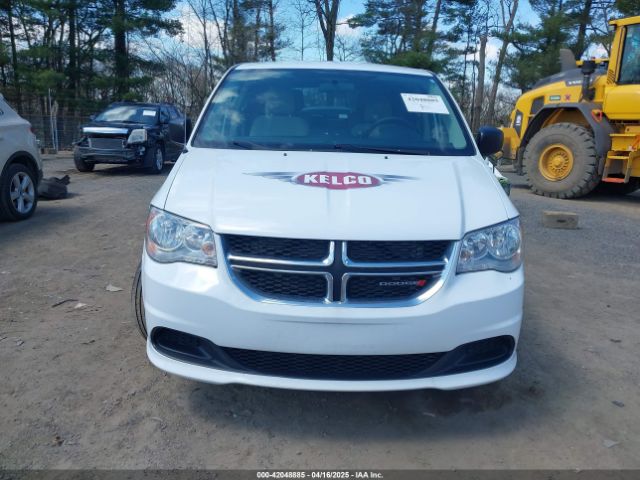 2C7WDGBG3HR828825 Dodge Grand Caravan Se