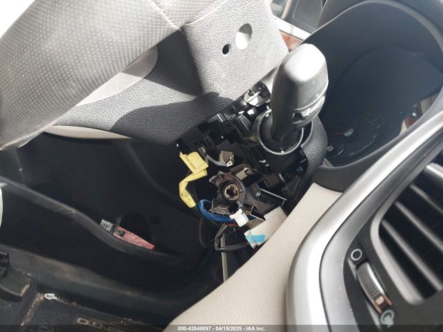 5XYPGDA53GG037477 KIA Sorento 3.3l Lx