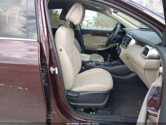 5XYPGDA53GG037477 KIA Sorento 3.3l Lx