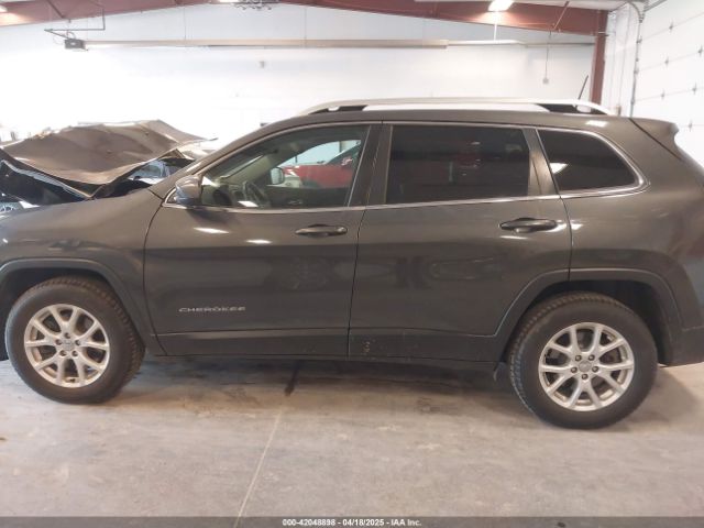 1C4PJMCB3GW187502 Jeep Cherokee Latitude