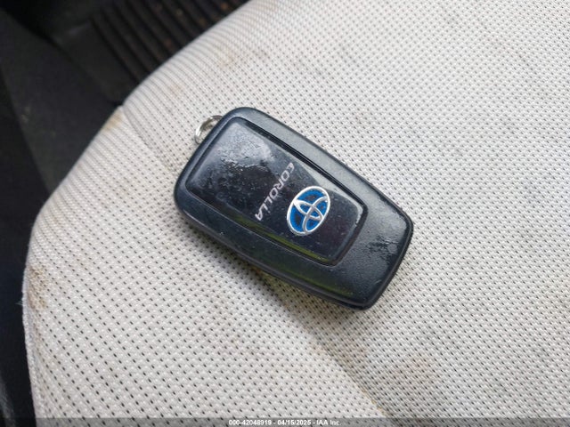 JTDEAMDE4NJ056363 Toyota Corolla Hybrid Le