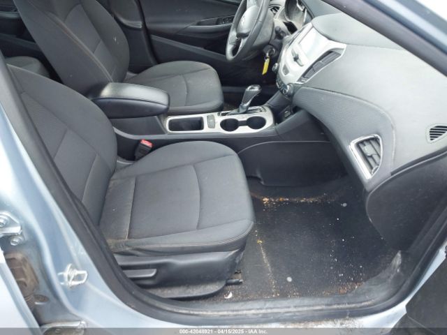 1G1BC5SMXJ7224004 Chevrolet Cruze Ls Auto