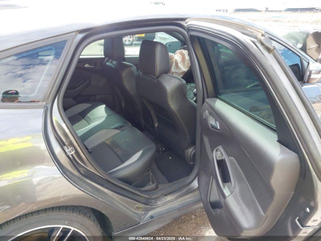 1FADP3L94HL244274 Ford FOCUS ST