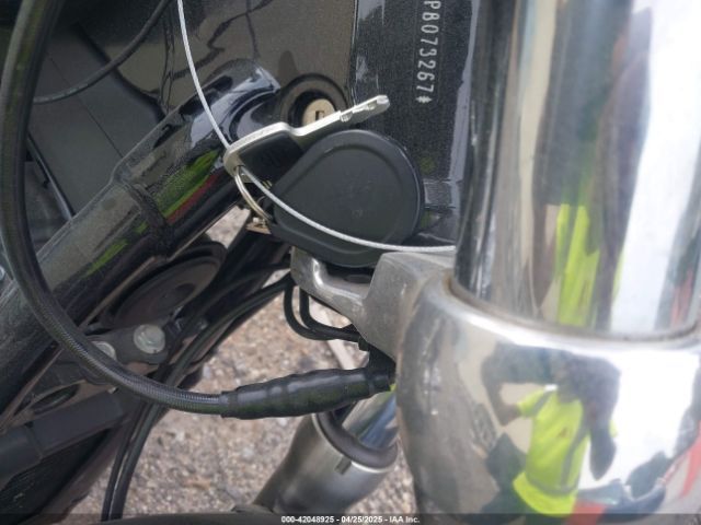 2023 HARLEY-DAVIDSON FXST 1HD1BVJ17PB073267 Photo 10