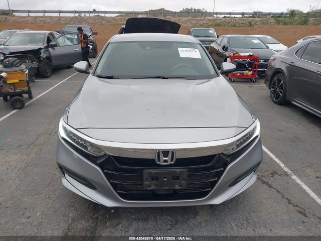 1HGCV1F17KA085888 Honda ACCORD LX