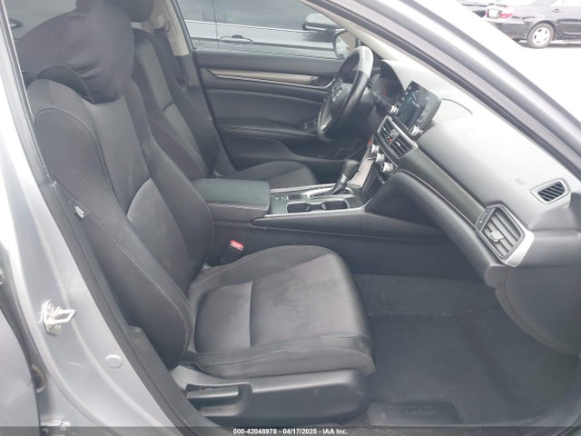 1HGCV1F17KA085888 Honda ACCORD LX