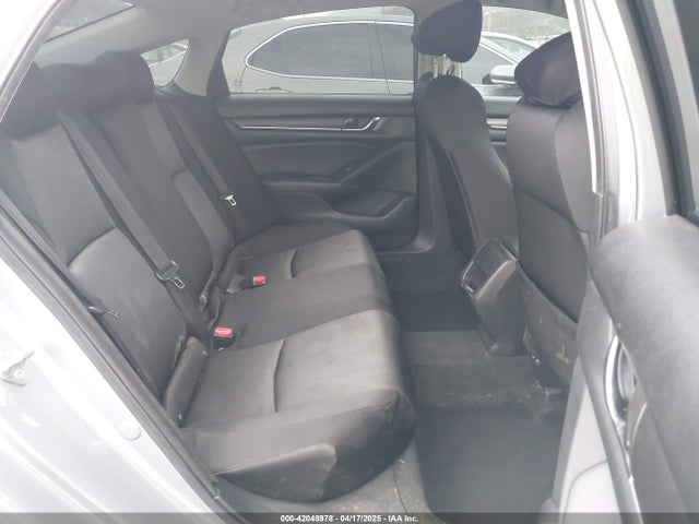 1HGCV1F17KA085888 Honda ACCORD LX