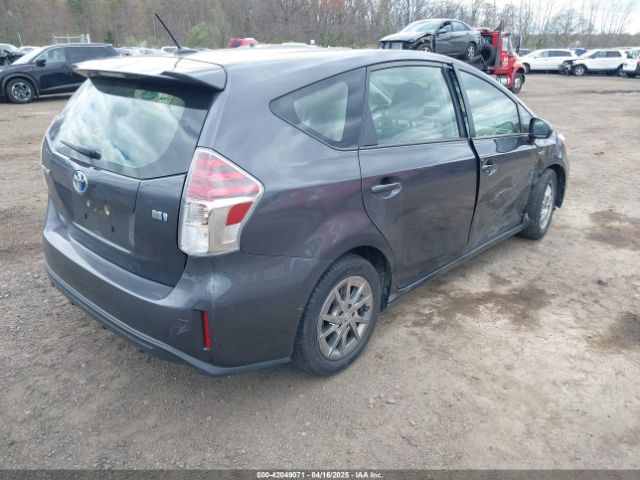 JTDZN3EU3FJ037486 Toyota Prius V Four