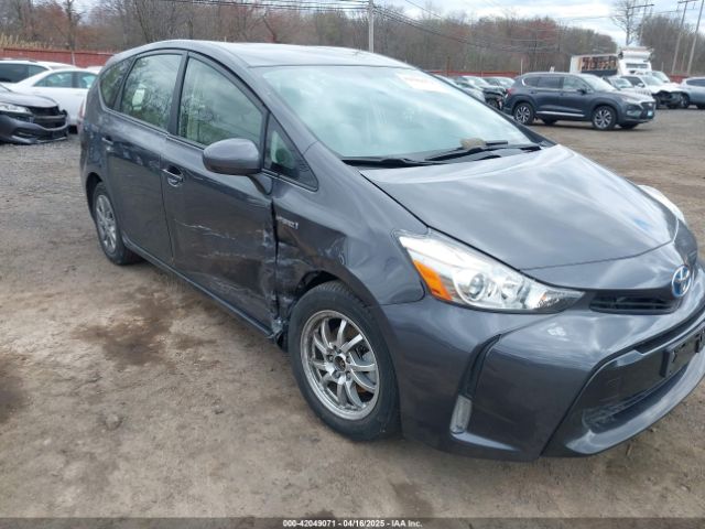 JTDZN3EU3FJ037486 Toyota Prius V Four