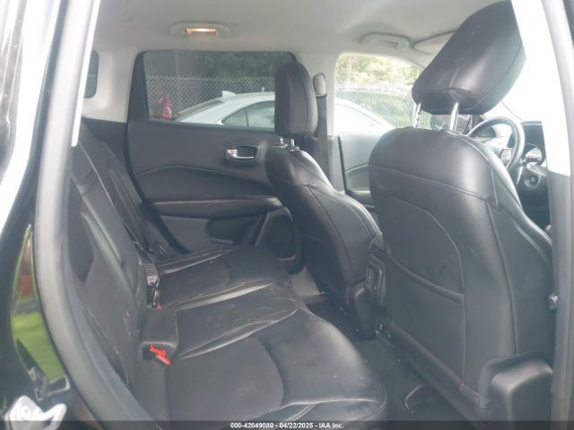 3C4NJDBB9JT239771 Jeep Compass Latitude 4x4