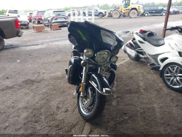 2013 HARLEY-DAVIDSON FLHTK 1HD1KEM15DB619149 Photo 4