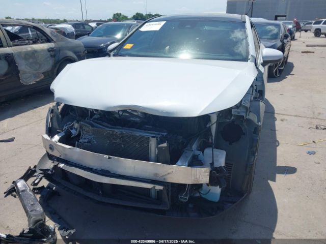 2022 MERCEDES-BENZ A 220 W1K3G4FB2NJ357146 Photo 5