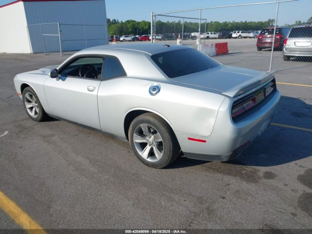 2C3CDZAG6KH674268 Dodge Challenger Sxt