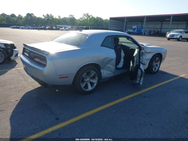 2C3CDZAG6KH674268 Dodge Challenger Sxt