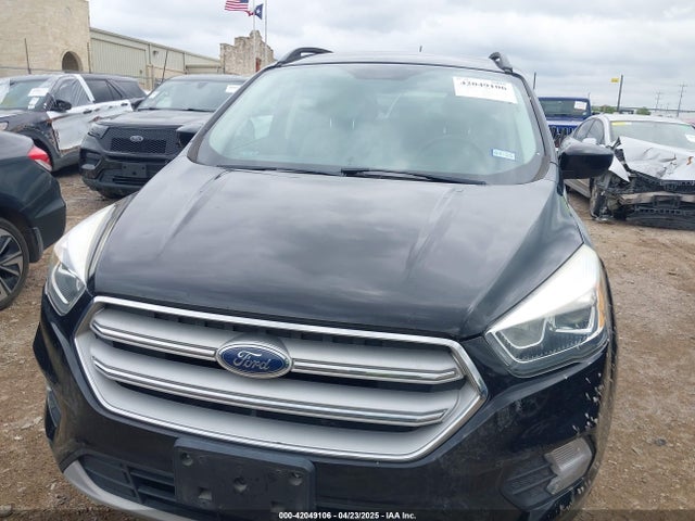 1FMCU0HD0JUB24722 Ford ESCAPE SEL