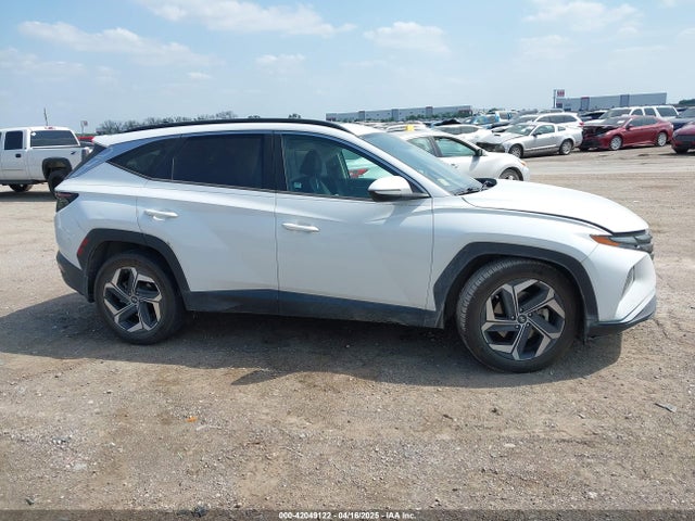 5NMJC3AE8NH029776 Hyundai TUCSON SEL