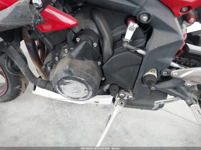 2016 TRIUMPH MOTORCYCLE STREET TRIPLE SMTL03NE9GT729014 Photo 8