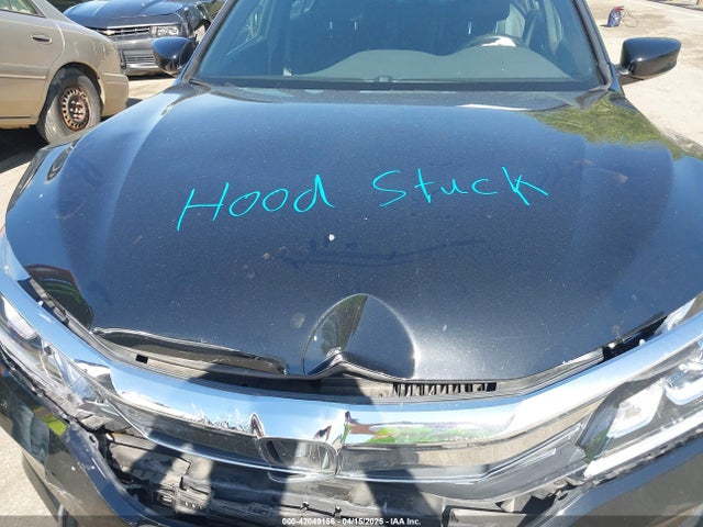 1HGCR2F53HA026326 Honda Accord Sport