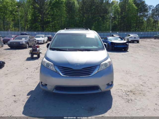 5TDYK3DC8FS529981 Toyota Sienna Xle 8 Passenger