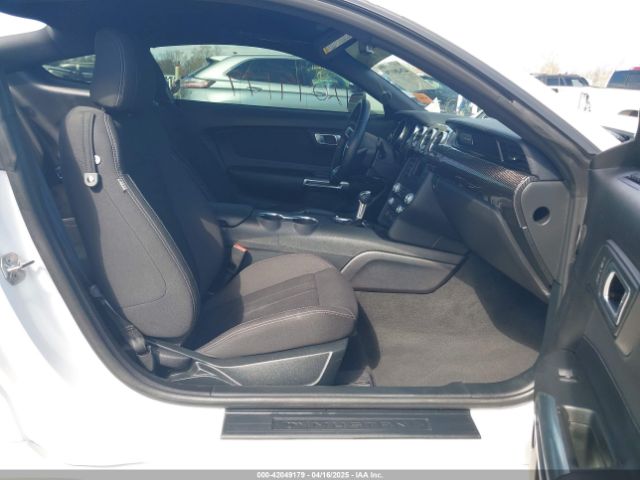 2022 FORD MUSTANG 1FA6P8TH0N5139048 Photo 4