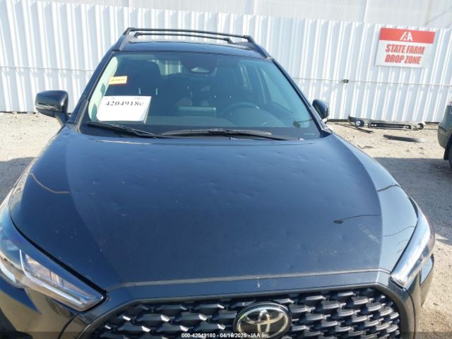 7MUCAAAG8RV083172 Toyota Corolla Cross Le