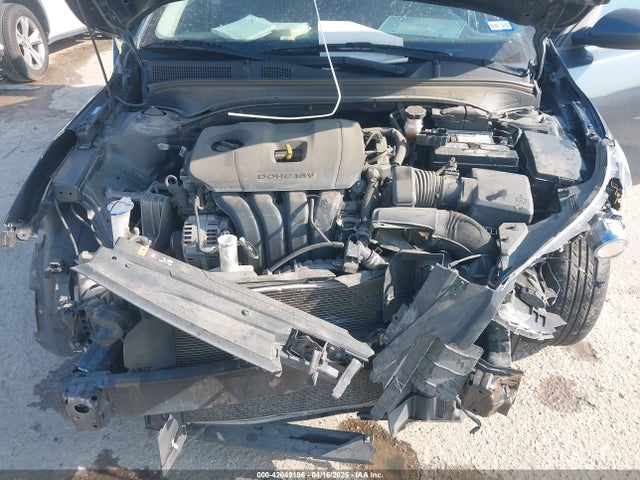 3KPF24AD4LE205670 KIA FORTE FE