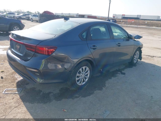 3KPF24AD4LE205670 KIA FORTE FE