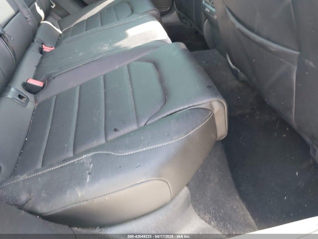 3VWL17AU5JM757024 Volkswagen Golf Sportwagen Tsi Sel