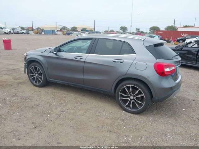 2017 MERCEDES-BENZ GLA 250 WDCTG4EB5HJ302359 Photo 2