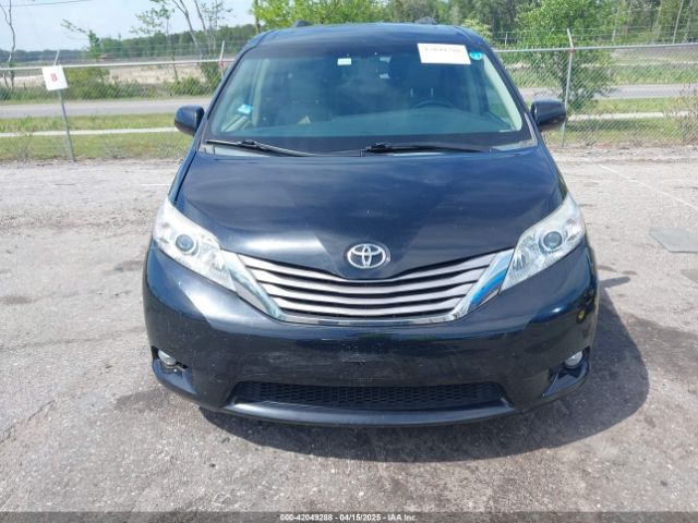 5TDYK3DC9FS566344 Toyota Sienna Xle 8 Passenger
