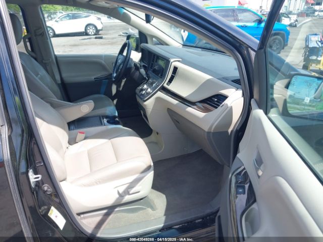 5TDYK3DC9FS566344 Toyota Sienna Xle 8 Passenger