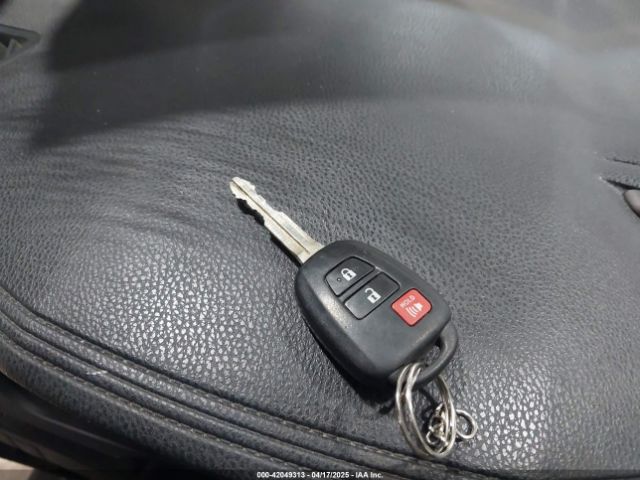 5TDZZRFH5JS250363 Toyota Highlander Le