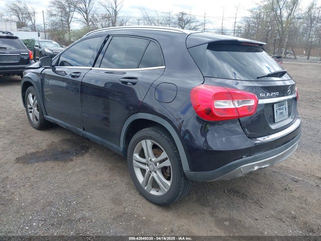 WDCTG4GB0FJ114889 Mercedes-Benz Gla 250 4matic