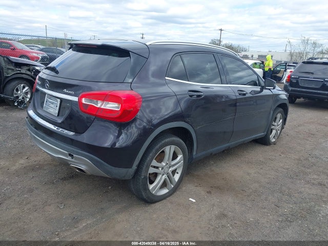 WDCTG4GB0FJ114889 Mercedes-Benz Gla 250 4matic