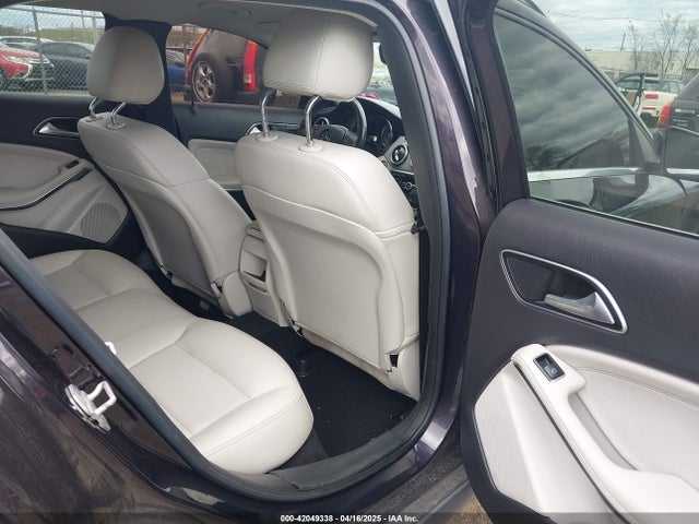 WDCTG4GB0FJ114889 Mercedes-Benz Gla 250 4matic