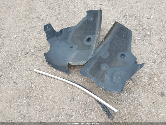 5YJ3E1EB1KF388052 Tesla MODEL 3