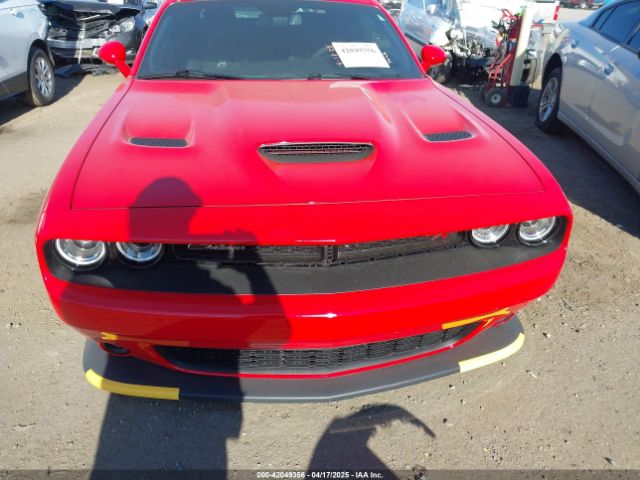 2C3CDZFJ2KH570865 Dodge Challenger R/t Scat Pack