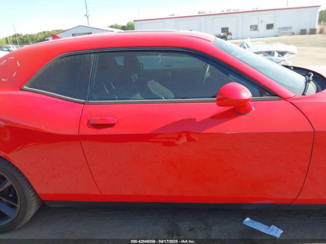 2C3CDZFJ2KH570865 Dodge Challenger R/t Scat Pack