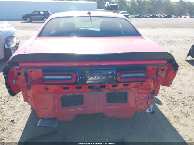 2C3CDZFJ2KH570865 Dodge Challenger R/t Scat Pack