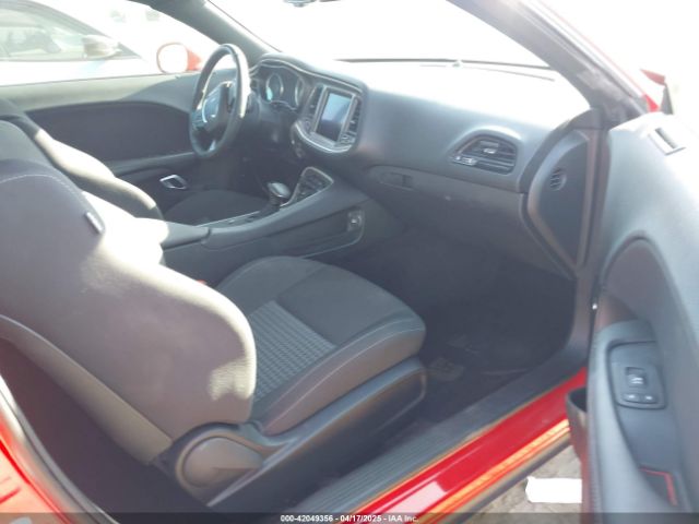 2C3CDZFJ2KH570865 Dodge Challenger R/t Scat Pack