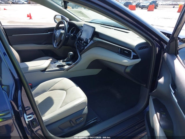 4T1F11AK1NU073810 Toyota CAMRY XLE