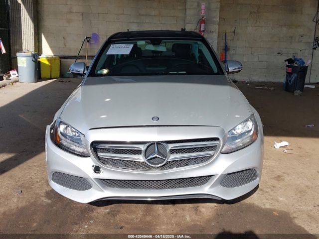 55SWF4JB5GU176844 Mercedes-Benz C 300 Luxury/sport