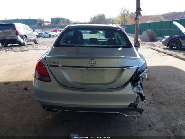 55SWF4JB5GU176844 Mercedes-Benz C 300 Luxury/sport