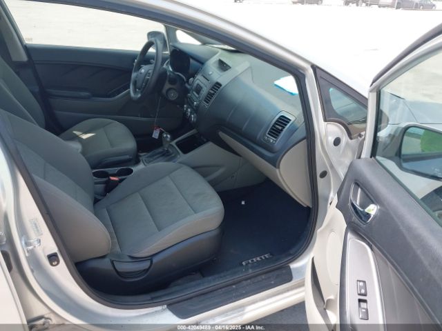 KNAFK4A69E5248253 KIA FORTE LX
