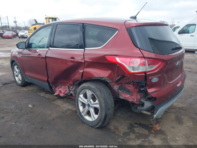 1FMCU0GX0FUA90400 Ford ESCAPE SE